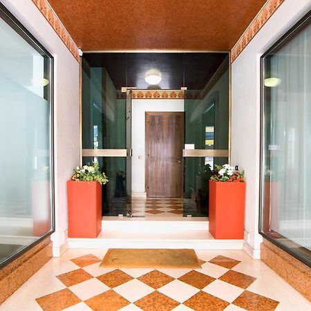 Holiday Treviso Suite Venezia Εξωτερικό φωτογραφία