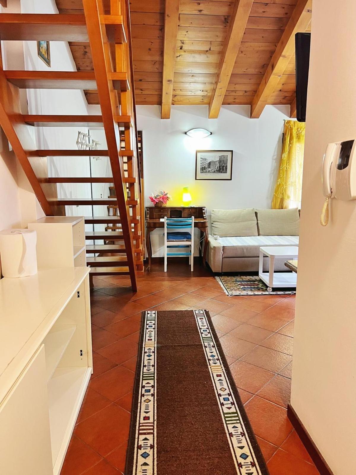 Holiday Treviso Suite Venezia Εξωτερικό φωτογραφία